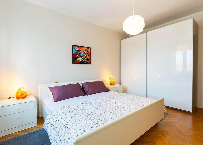Premium Sanja Porec